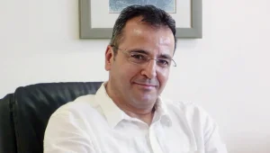 "Bilinmeyen dil"in sahipleri şimdi anayasal güç