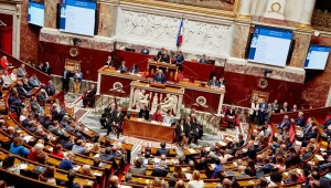 Macron yine başbakan arayışında
