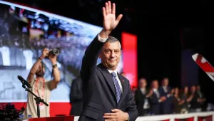 Özgür Özel güven tazeledi