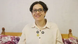 Adlilerin arasına siyasi tutsak