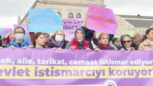 Cüppeliler saldırdı, polis korudu
