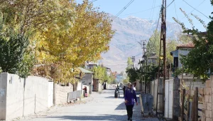 Xaçort’ta çifte işgal: Türkçe ve uyuşturucu