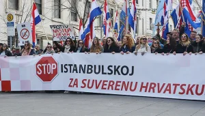 Letonya Türkiye yolunda