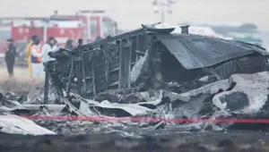 57 yıllık ikinci el uçak 20 askerle parçalandı