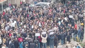 Federalizm talebiyle sokağa çıktılar