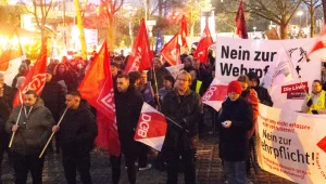 90 kentte askerlik protestosu