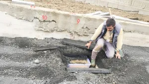 10 numaralı mezarın izinde