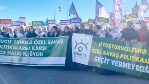 Licê'de özel savaş protestosu