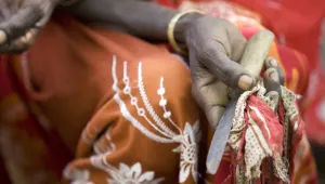 Somali’de kadın sünneti daha da arttı