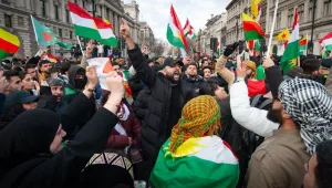 Avrupa ayakta: Bijî Berxwedana Rojava