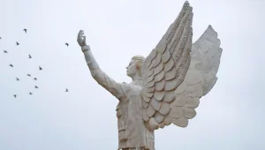 Rojava’ya savaş açan, insanlığa savaş açıyor