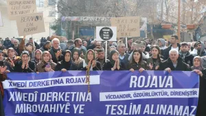 Halk gerçekliği pes ettirdi