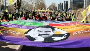 Kürtler Strasbourg için hazır