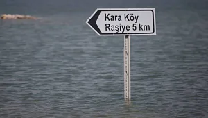 Baraj köy yollarını kapattı