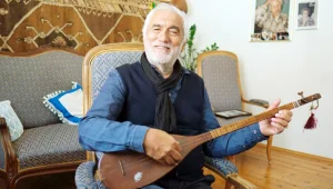 Ben halkımın ozanıyım