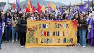 Gemlik yürüyüşünde ‘özgürlük’ talebi