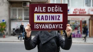 Güçlü aileye bakarken...