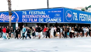 Cannes kendi köyüne döndü