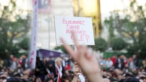 Kayyum, PM'yi erteledi