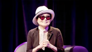 Yoko Ono’dan göç ve feminizm sergisi