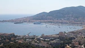 Korsika Adası'na özerklik yolu
