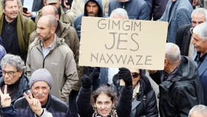 Yeryüzünü sattılar sıra yeraltında