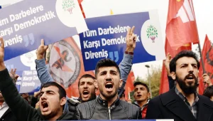 Çözümsüzlük darbeye götürür