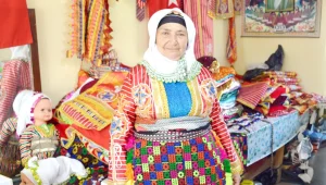 Hubyar’ın simgelerini aktarıyor