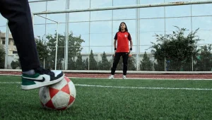 Rojavalı Medya kalede geçit vermedi