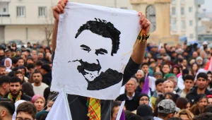 Hakikatin bütünlüklü aynası