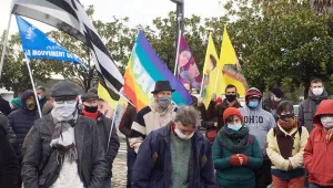 Güvenlik yasası protesto edildi