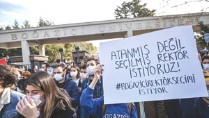 Gençlikle inatlaşanlar kaybeder!