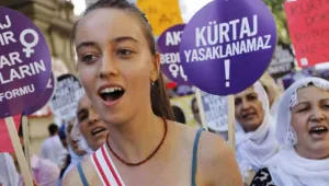 Türkiye’de 102 hastanede kürtaj yasak