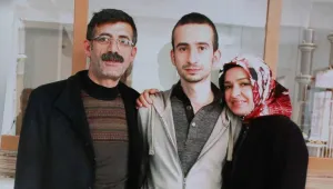 Yemeklere tükürülüyor
