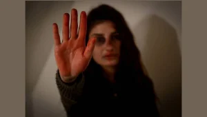 ‘Erkek arkadaşıyla konuştu’ diye katlettiler