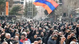 Erivan’da hükümet binası basıldı