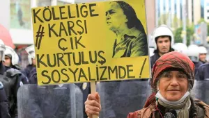 Sokaklardan Perihan abla geçti