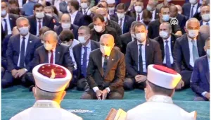 AKP en büyük zararı dindarlara veriyor