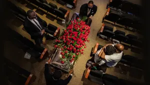 8 dakika 46 saniyelik saygı duruşu