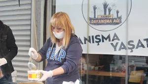 Dayanışma sokakta örülüyor