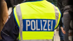 Kassel'deki Kürtlerle derdiniz ne?