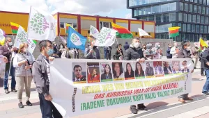 Türk devletinin saldırıları protesto ediliyor