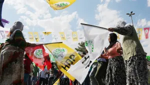 ‘Olmayan demokrasiye darbe yapılmaz’