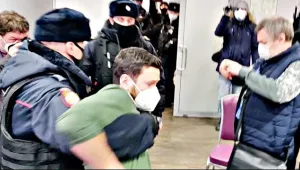 Rusya’yı muhalefet korkusu sardı