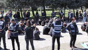 Oturma eylemiyle protesto