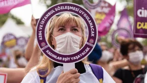 Kadınlar: Öfkemizden korkun!
