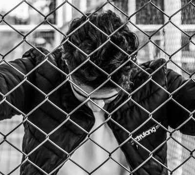 Avrupalı gençler mutsuz