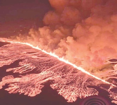 Li Îzlandayê volkan teqiya