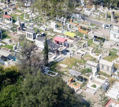 Kardeşim açılacak mezarda