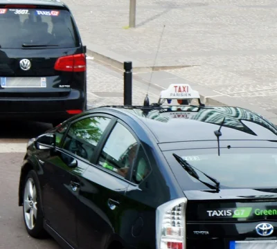 Kadınlara ücretsiz taksi uygulaması